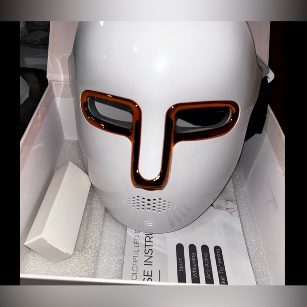 White LED Face Mask with Copper Accents